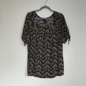 Lane Bryant Cheetah Zigzag Short Sleeve Blouse